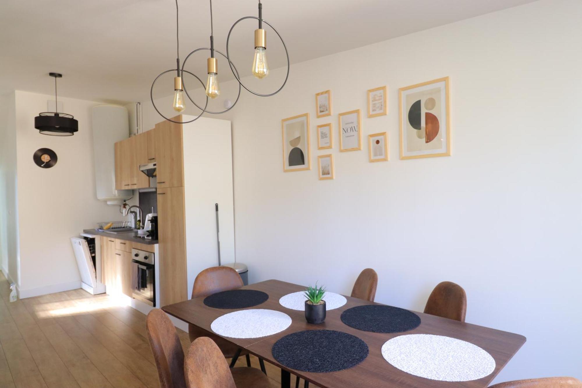 Le Patio - Spacieux T3 Avec Climatisation Et Jardin Privatif *